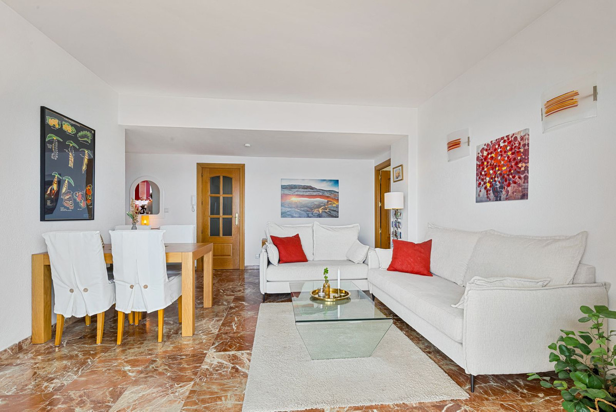 Appartement te koop in Fuengirola | 2 slaapkamers H5324455