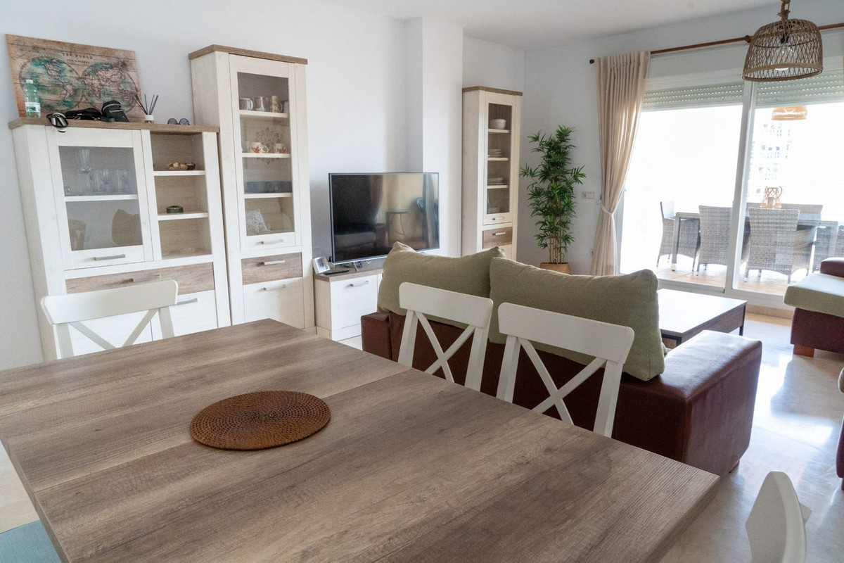 Appartement te koop in Fuengirola | 2 slaapkamers H5324632