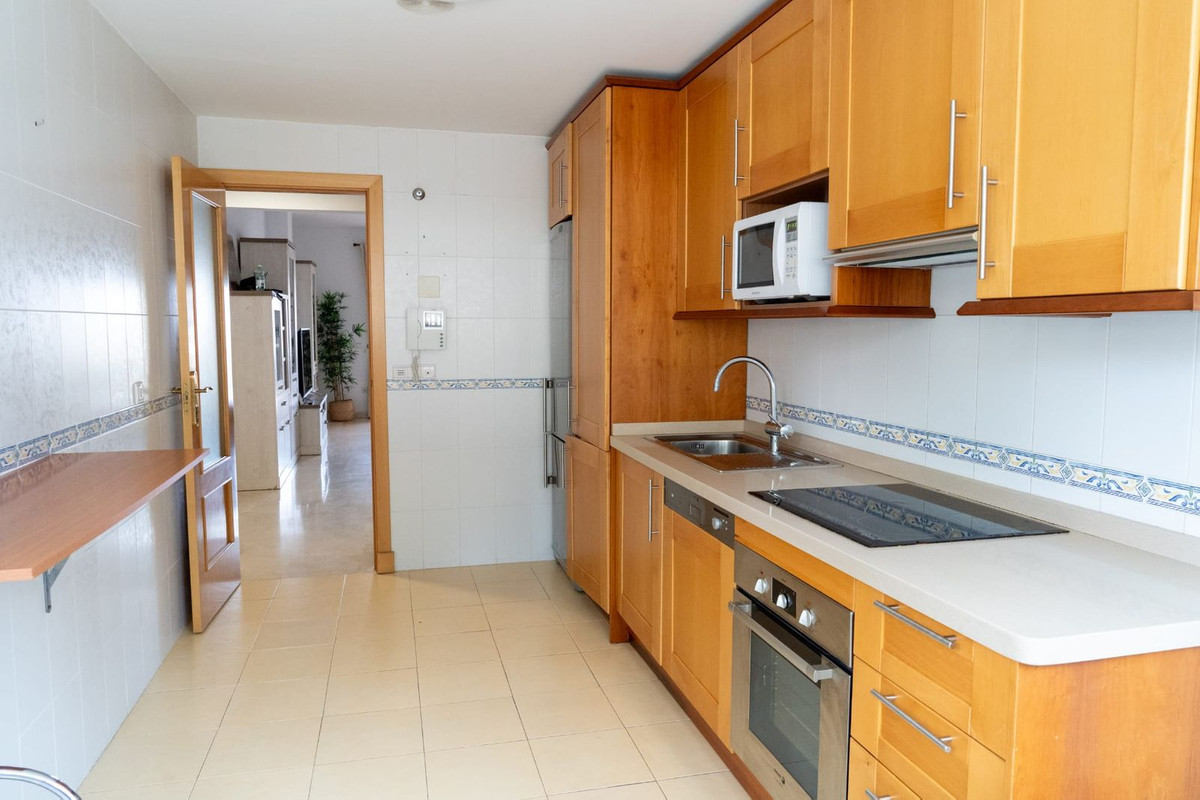Appartement te koop in Fuengirola | 2 slaapkamers H5324632