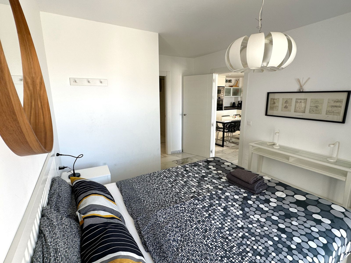 Appartement te koop in Fuengirola | 4 slaapkamers H5325058