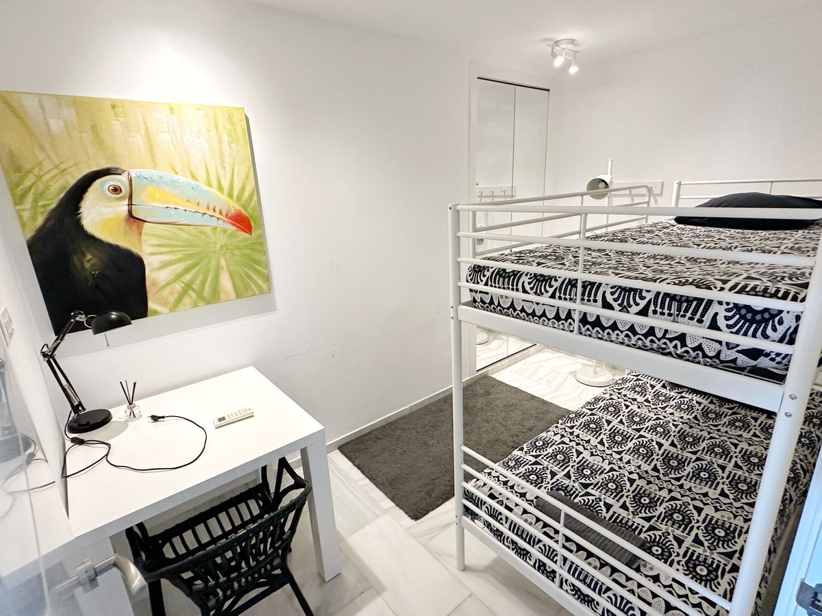 Appartement te koop in Fuengirola | 4 slaapkamers H5325058