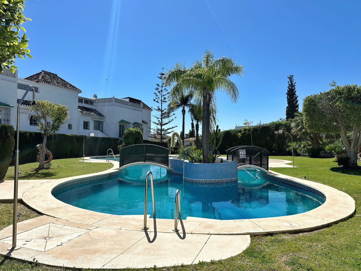 Appartement te koop in Fuengirola | 4 slaapkamers H5325058