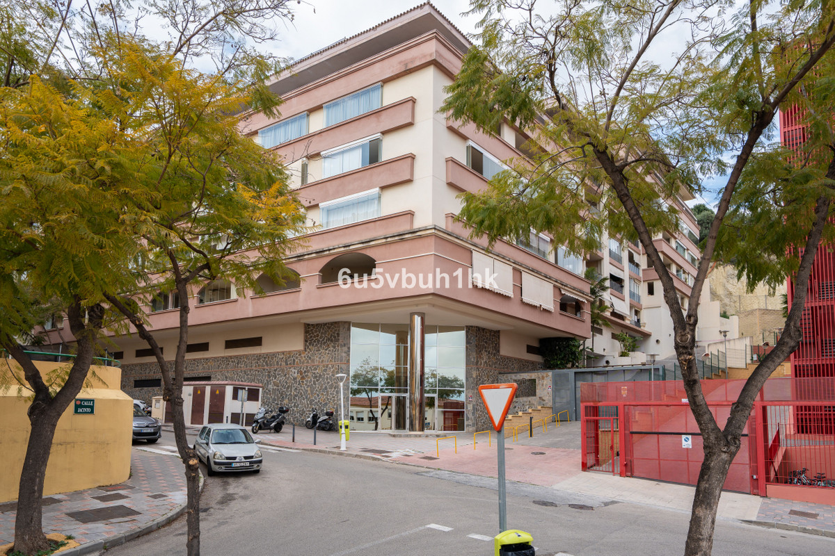 Penthouse te koop in Fuengirola | 2 slaapkamers H5326960