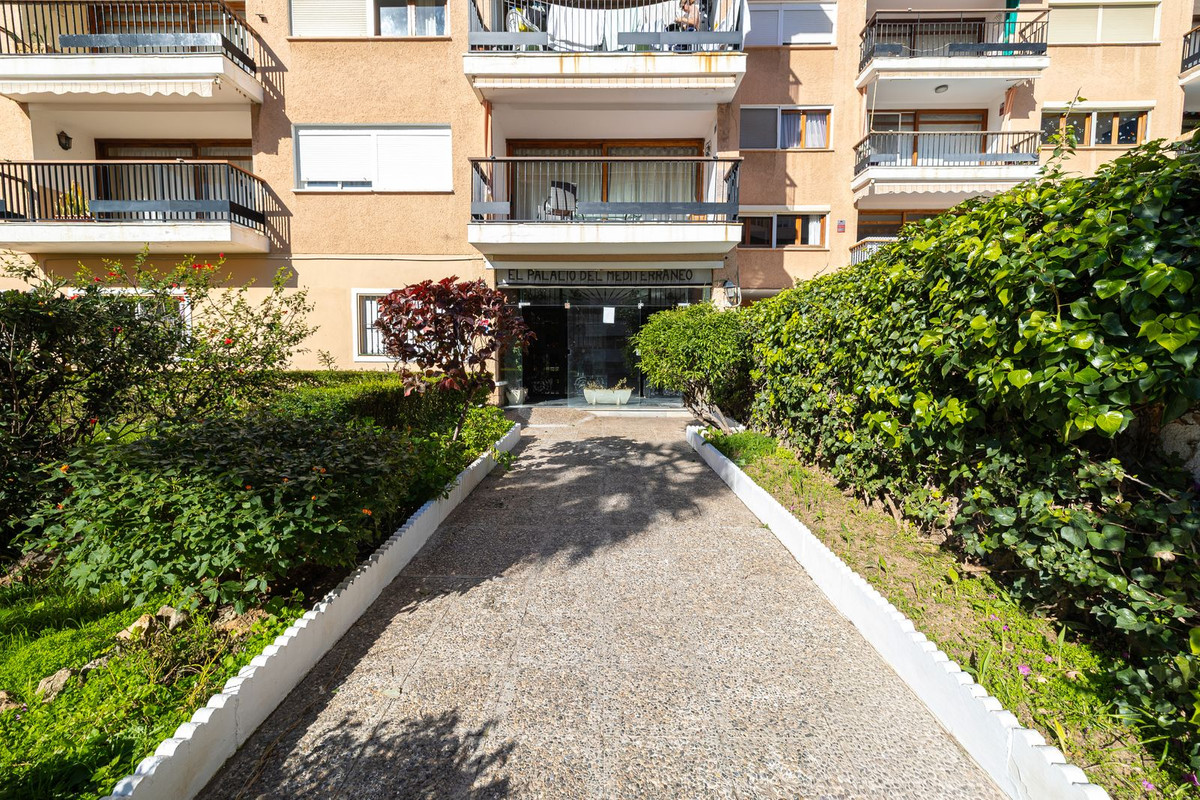 Appartement te koop in Fuengirola | 2 slaapkamers H5327677