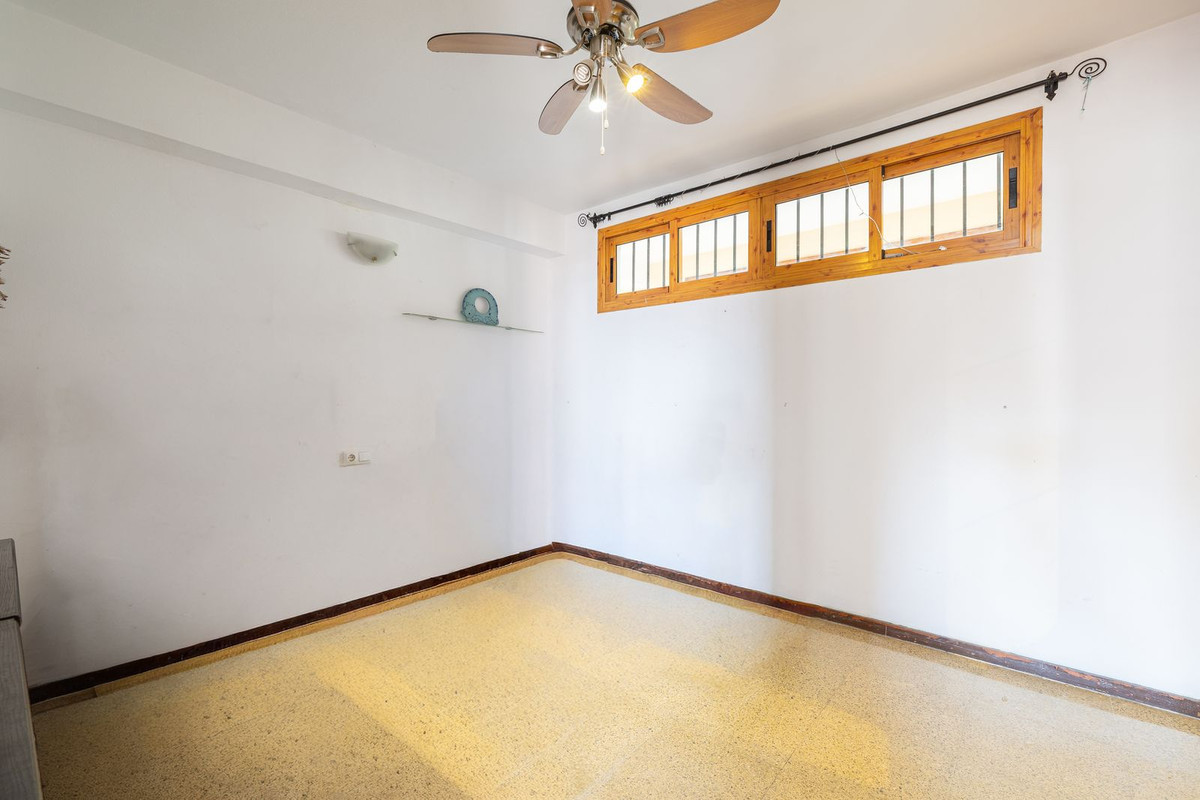 Appartement te koop in Fuengirola | 2 slaapkamers H5327677