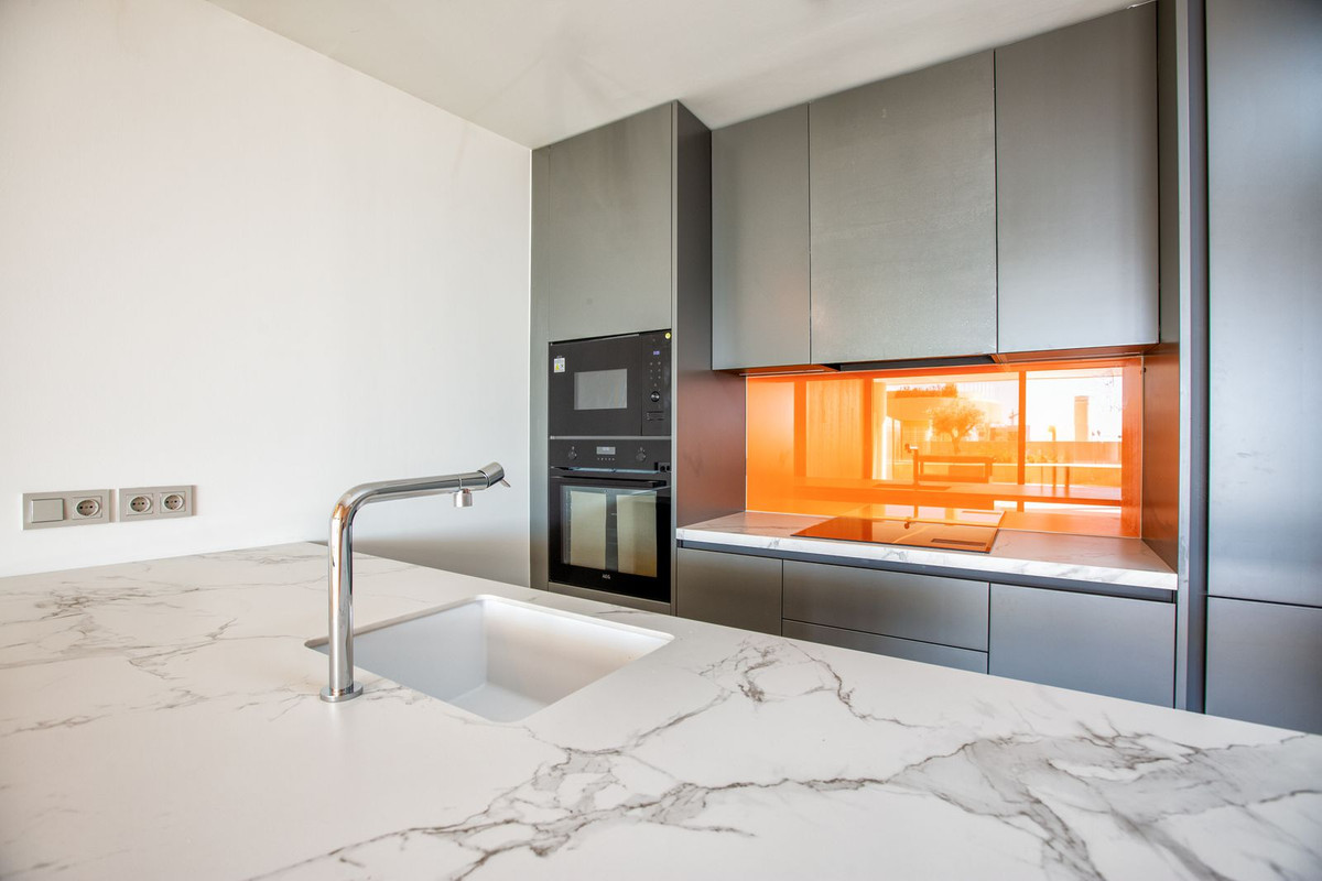 Appartement te koop in Fuengirola | 2 slaapkamers H5329561