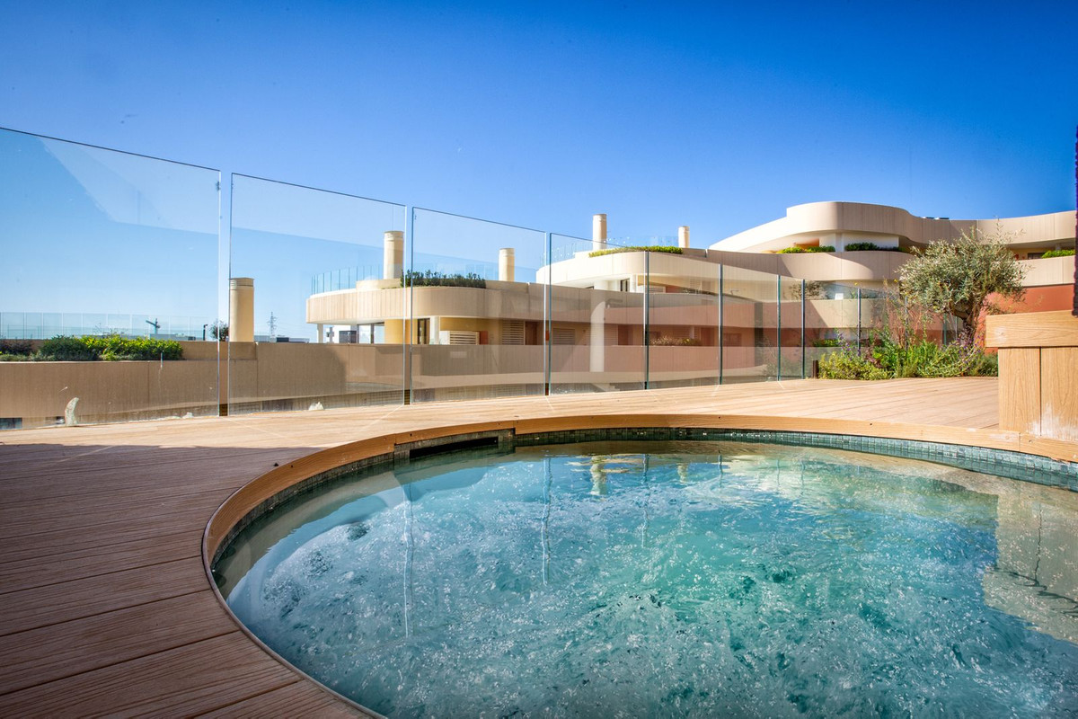 Appartement te koop in Fuengirola | 2 slaapkamers H5329561