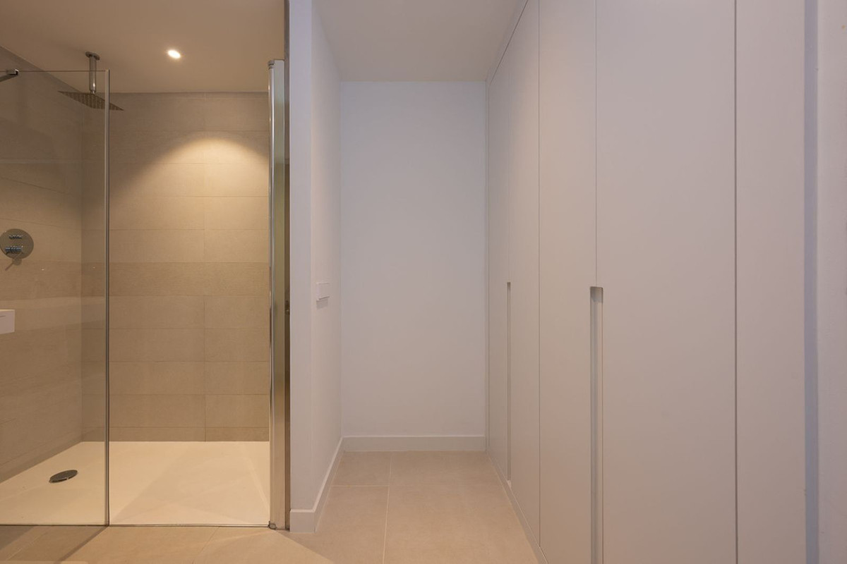 Appartement te koop in Fuengirola | 2 slaapkamers H5329654