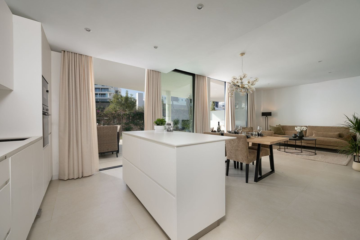 Appartement te koop in Fuengirola | 2 slaapkamers H5329654