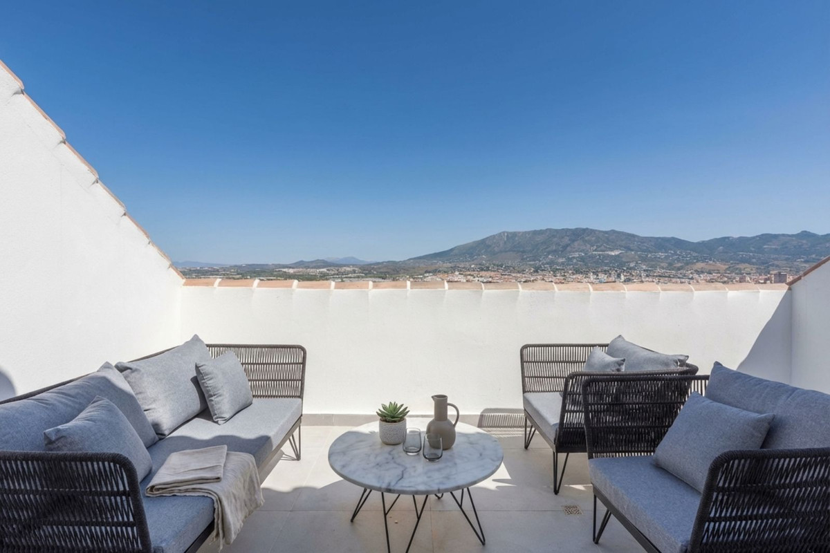 Appartement te koop in Fuengirola | 2 slaapkamers H5330395