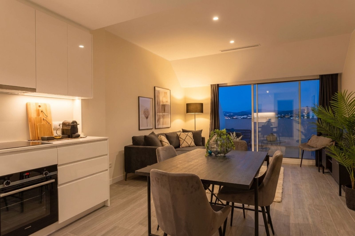 Appartement te koop in Fuengirola | 2 slaapkamers H5330395