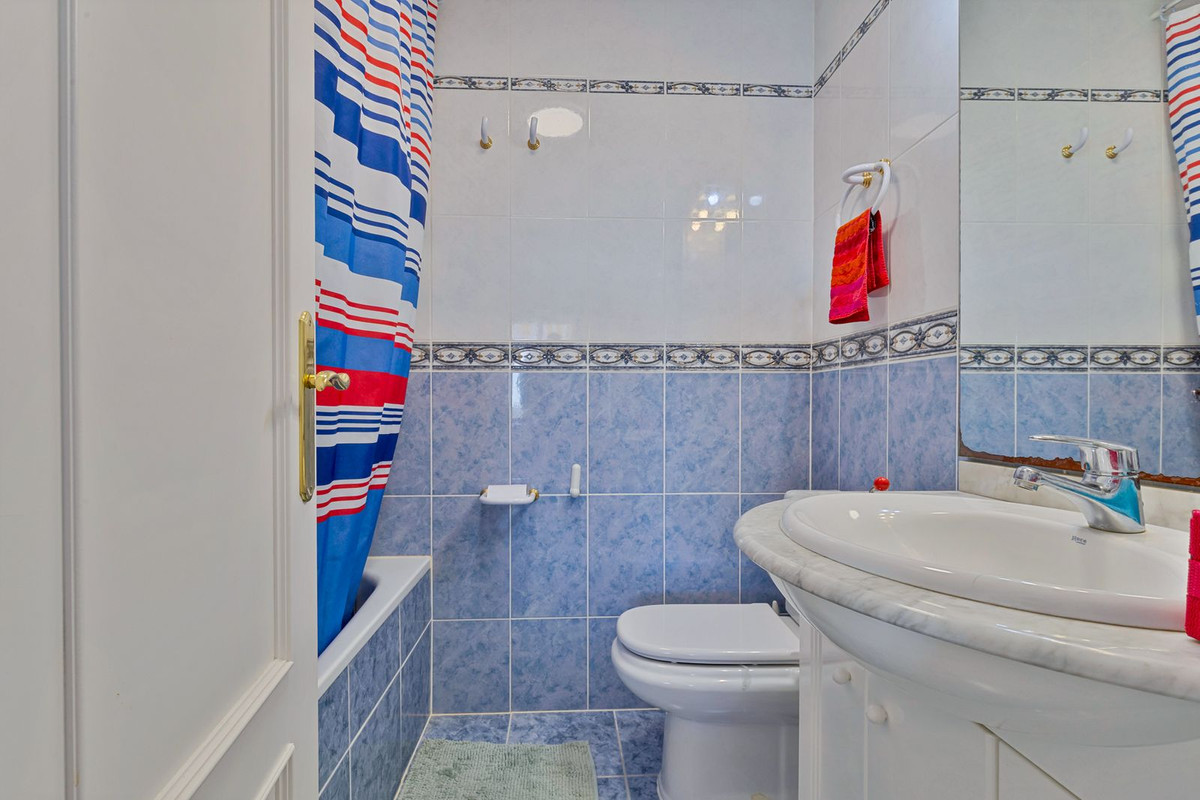 Appartement te koop in Fuengirola | 2 slaapkamers H5333005