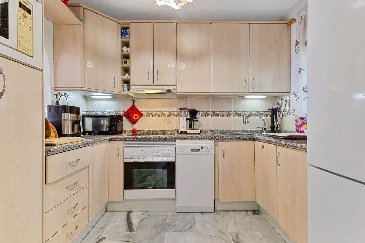 Appartement te koop in Fuengirola | 2 slaapkamers H5333005