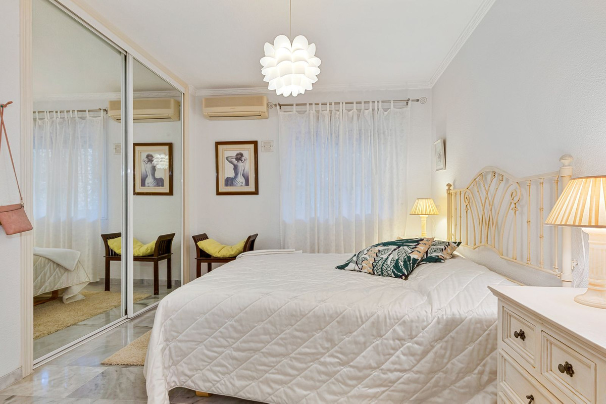 Appartement te koop in Fuengirola | 2 slaapkamers H5333011