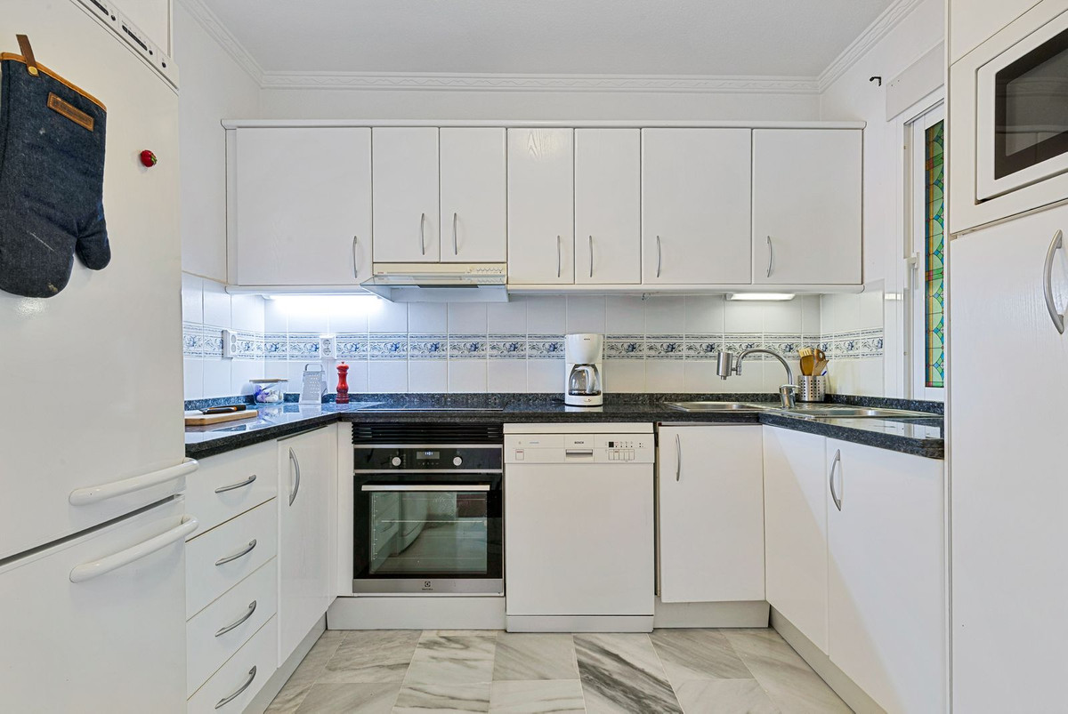 Appartement te koop in Fuengirola | 2 slaapkamers H5333011