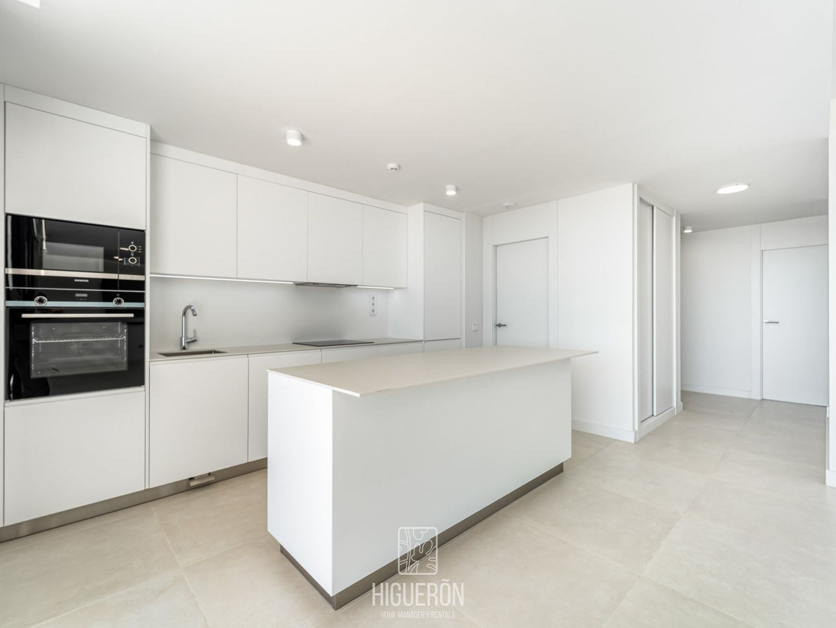 Appartement te koop in Fuengirola | 3 slaapkamers H5335537