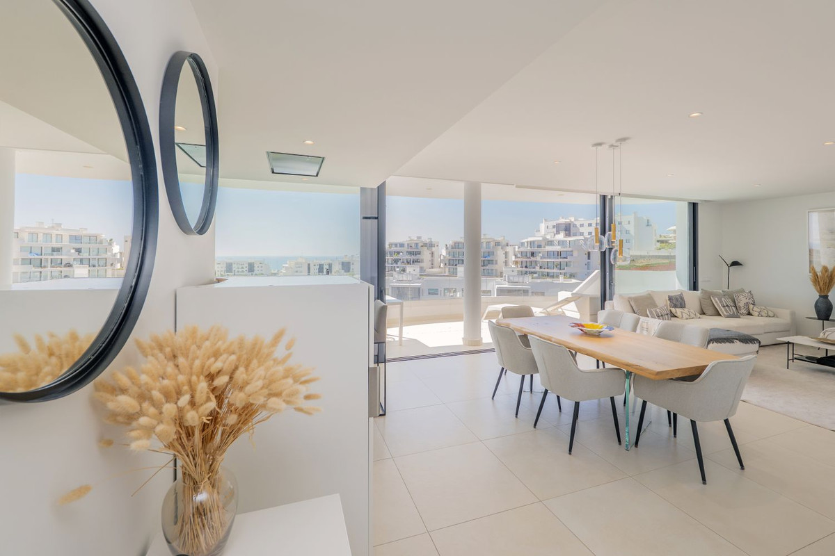 Appartement te koop in Fuengirola | 3 slaapkamers H5336815