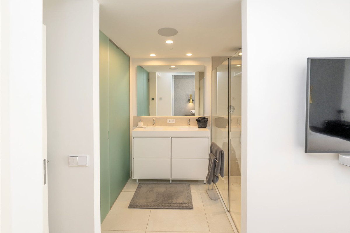 Appartement te koop in Fuengirola | 3 slaapkamers H5336815