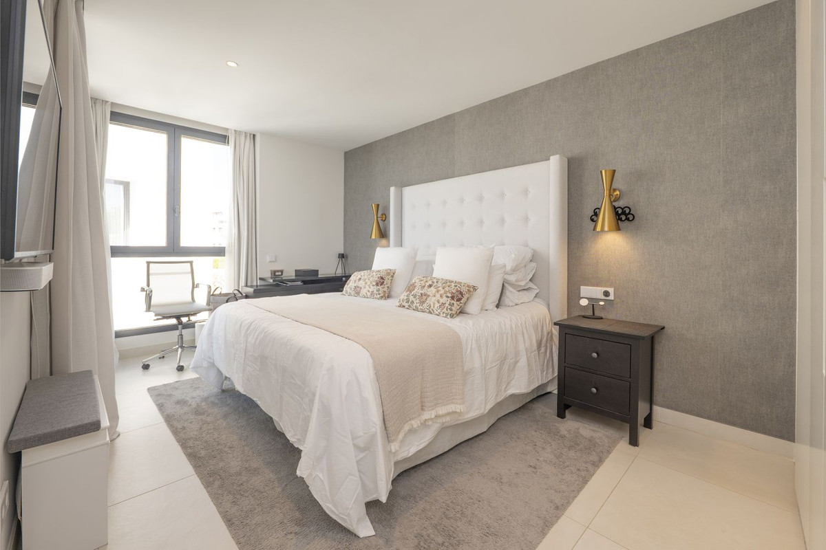 Appartement te koop in Fuengirola | 3 slaapkamers H5336815
