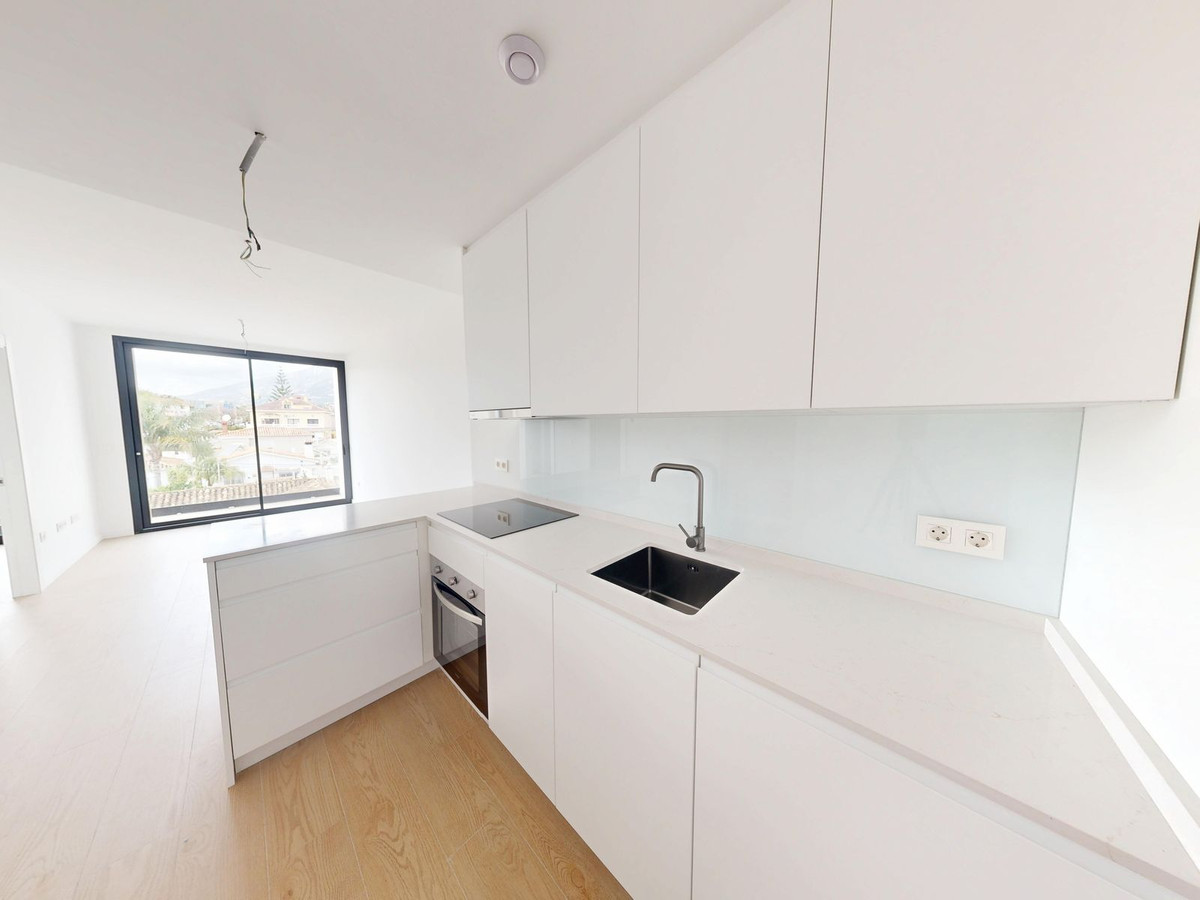 Appartement te koop in Fuengirola | 2 slaapkamers H5337049