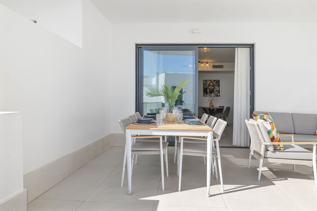 Appartement te koop in Fuengirola | 3 slaapkamers H5337388