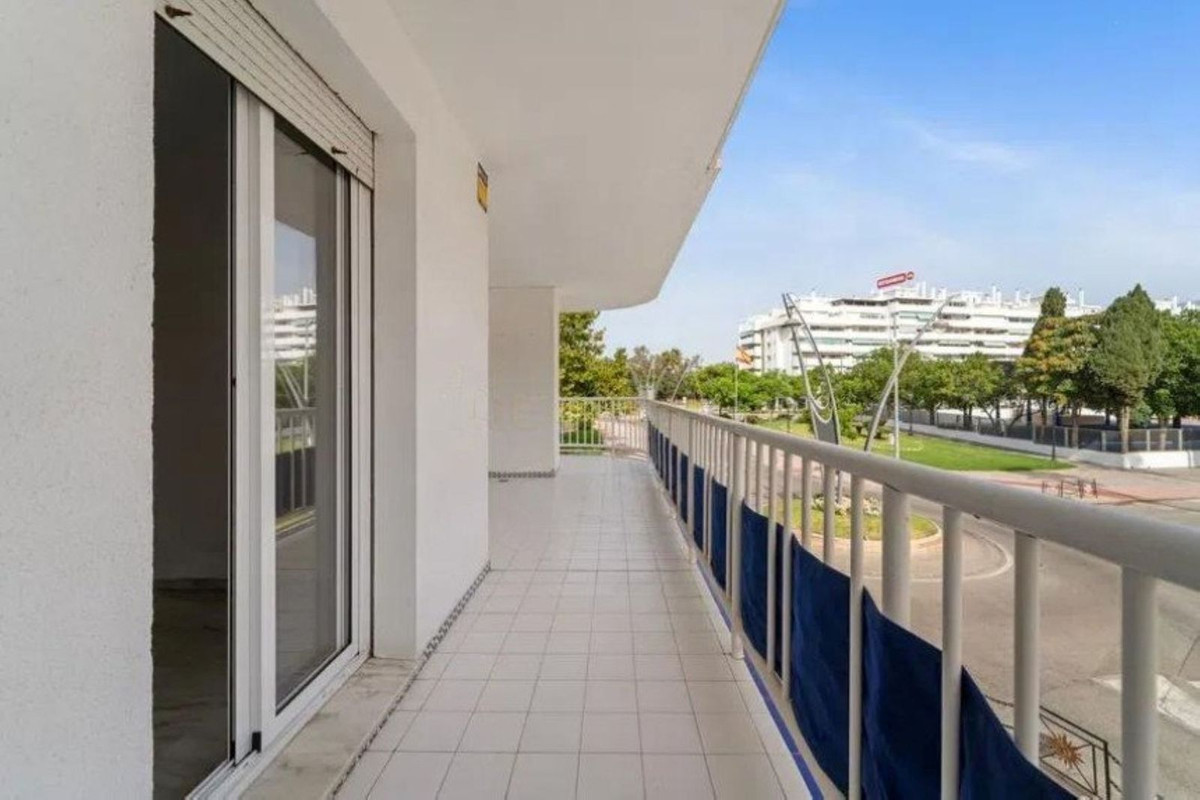 Appartement te koop in Fuengirola | 3 slaapkamers H5340589
