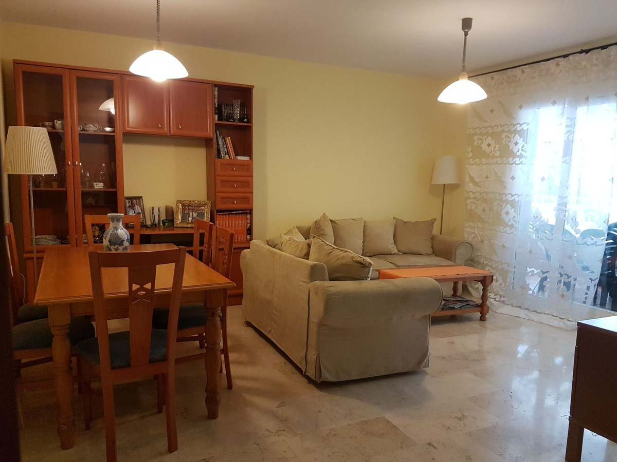 Appartement te koop in Fuengirola | 2 slaapkamers H5340685