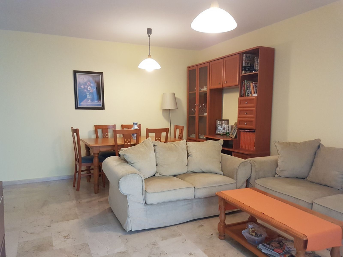 Appartement te koop in Fuengirola | 2 slaapkamers H5340685