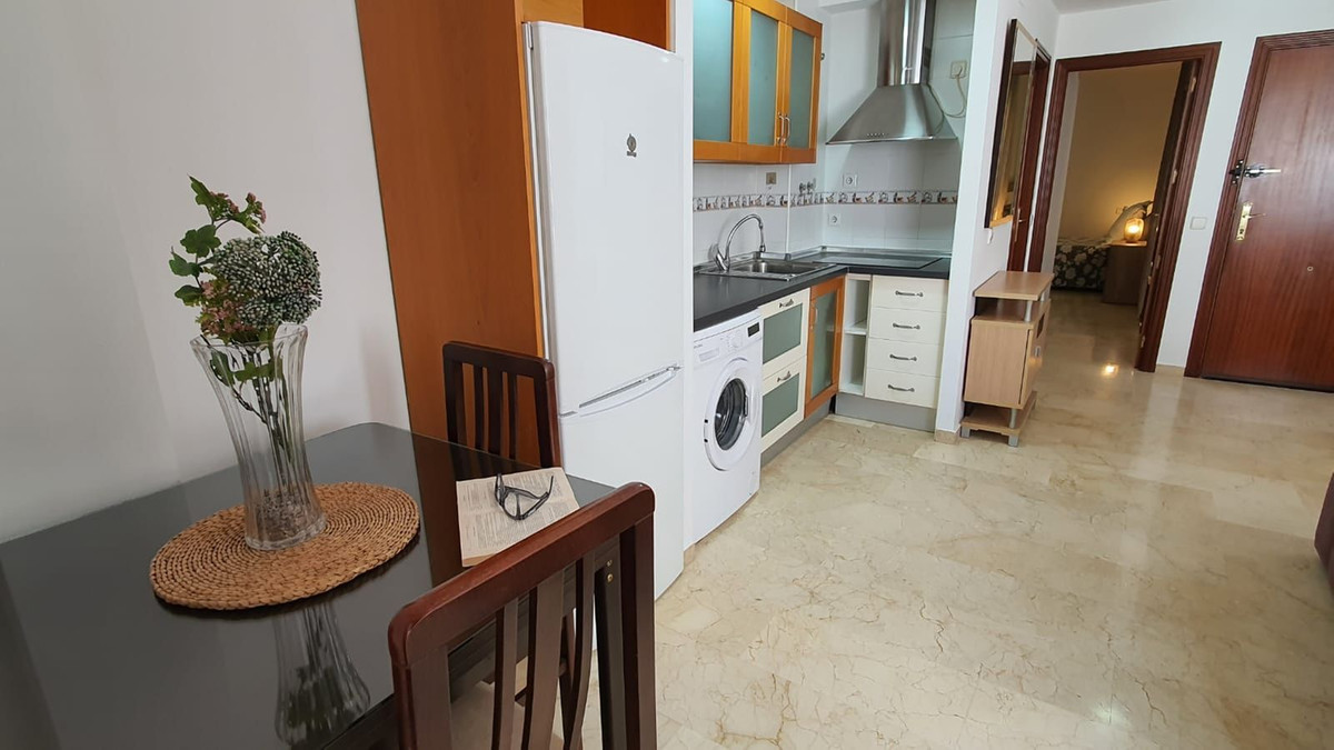 Appartement te koop in Fuengirola | 2 slaapkamers H5340811