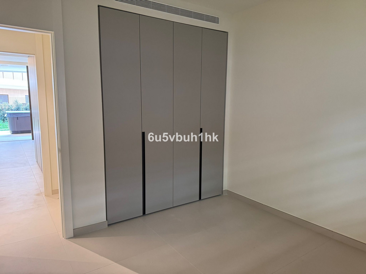 Appartement te koop in Fuengirola | 2 slaapkamers H5341894