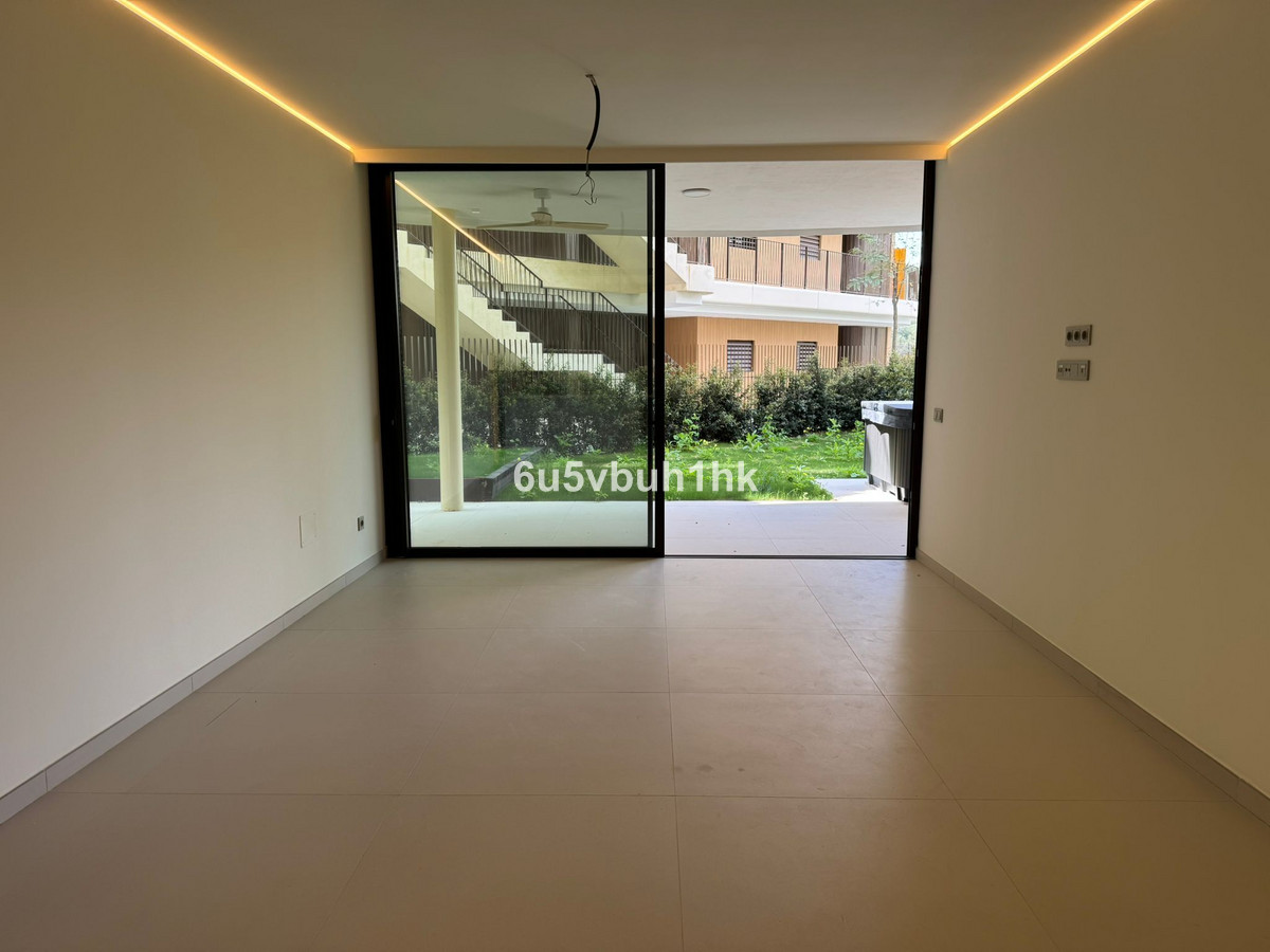 Appartement te koop in Fuengirola | 2 slaapkamers H5341894