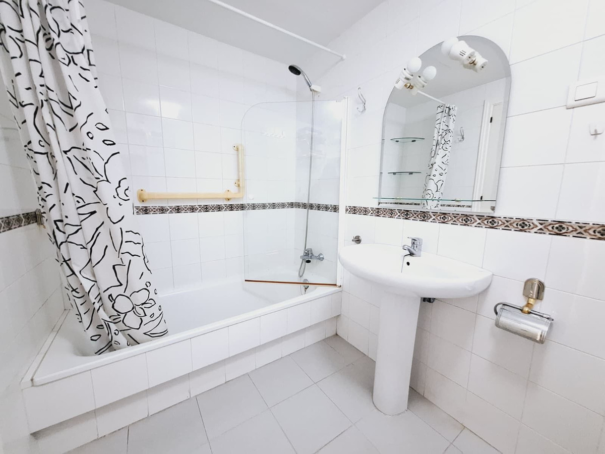 Appartement te koop in Fuengirola | 3 slaapkamers H5342104