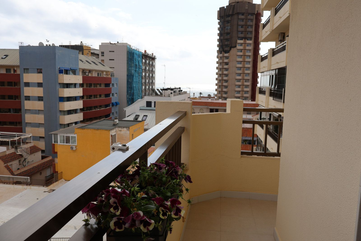 Appartement te koop in Fuengirola | 2 slaapkamers H5344096