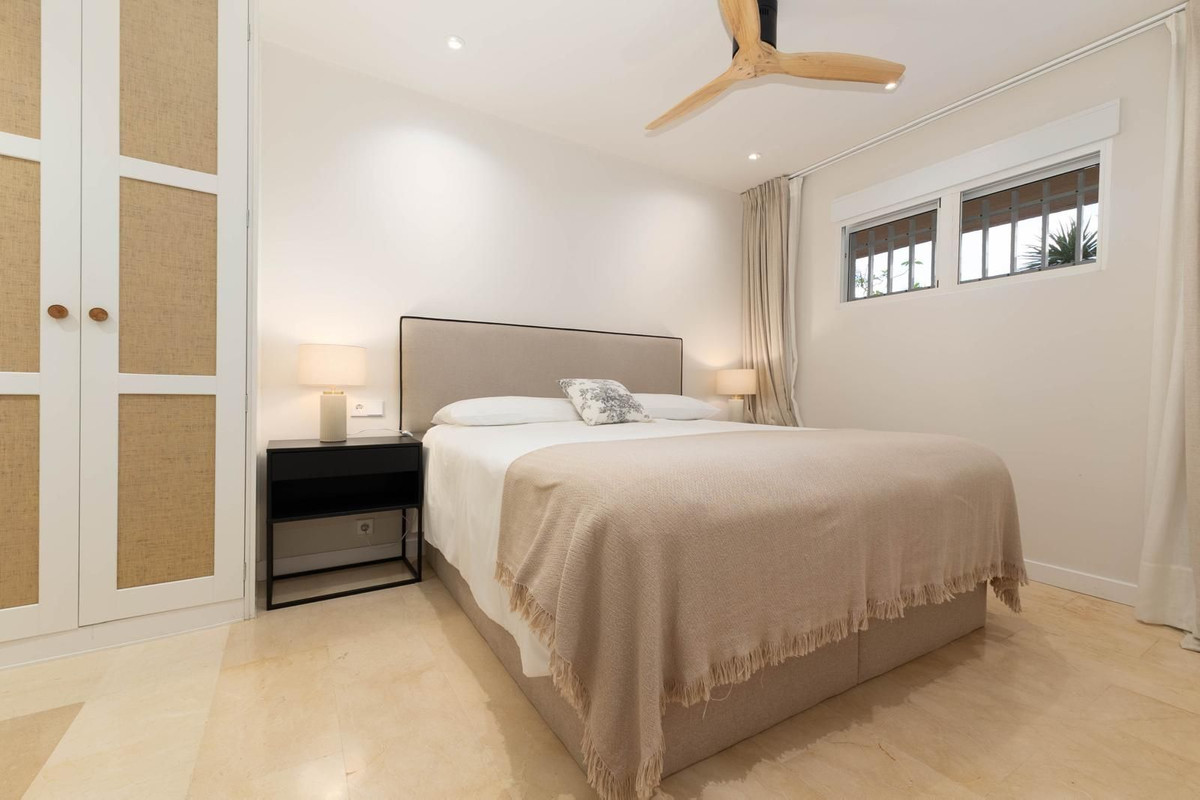 Appartement te koop in Fuengirola | 2 slaapkamers H5346586