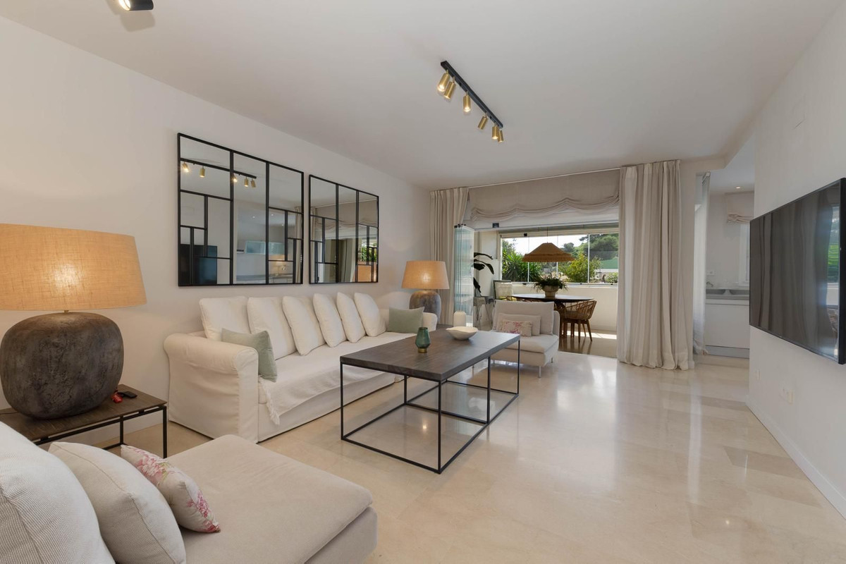Appartement te koop in Fuengirola | 2 slaapkamers H5346586