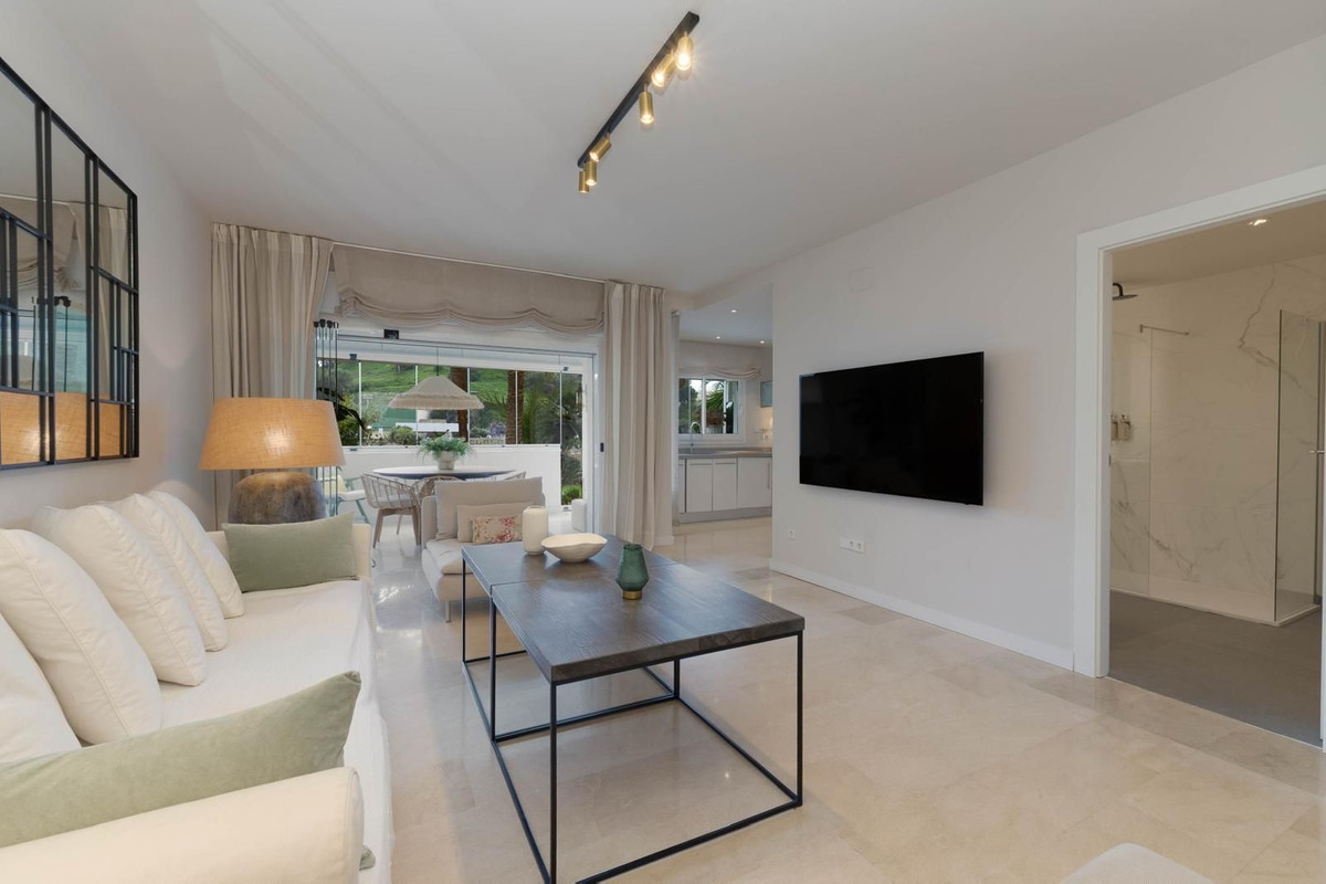 Appartement te koop in Fuengirola | 2 slaapkamers H5346586