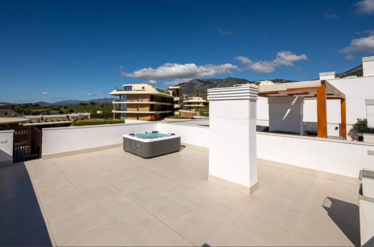 Penthouse te koop in Fuengirola | 2 slaapkamers H5347810