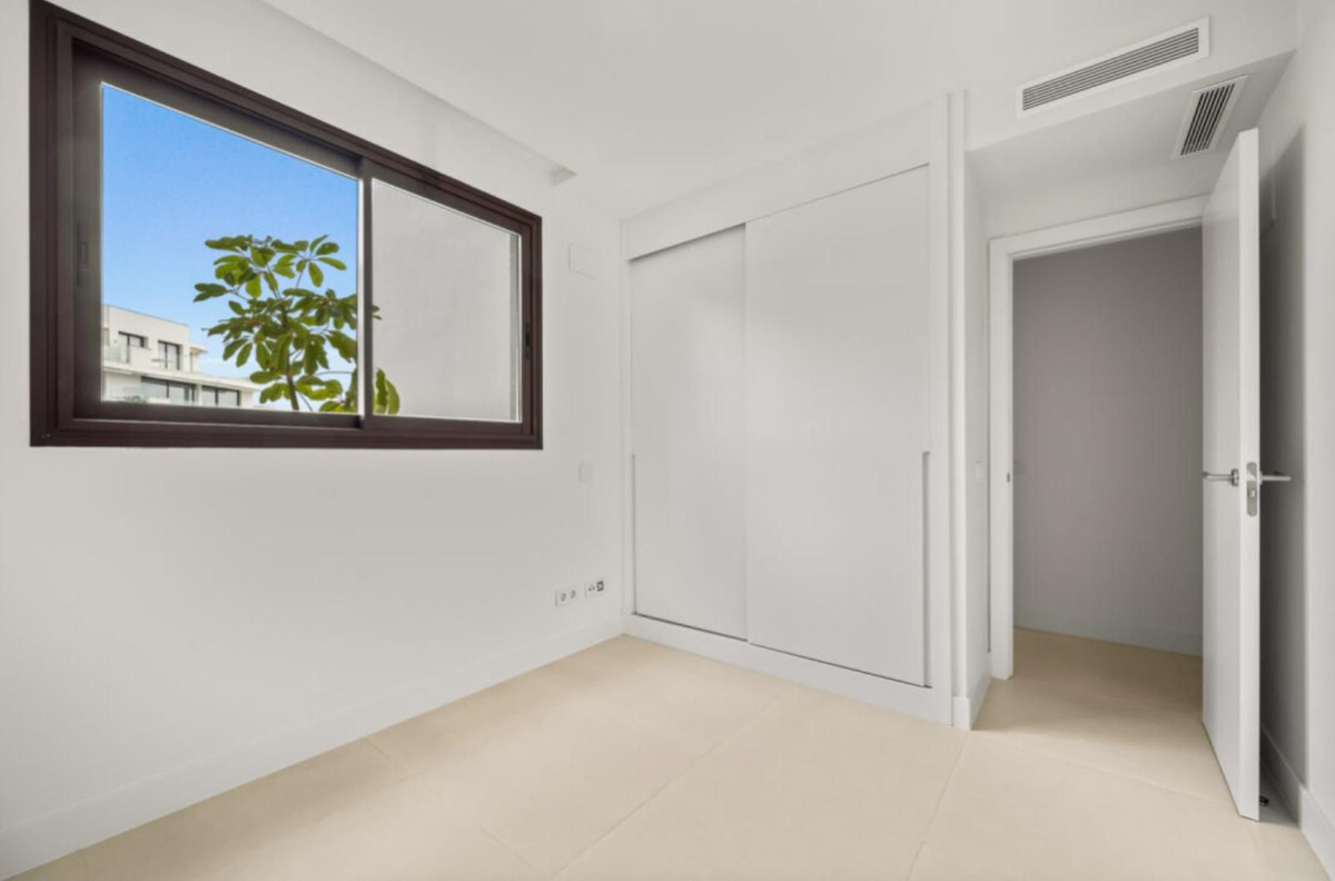 Appartement te koop in Fuengirola | 3 slaapkamers H5347843