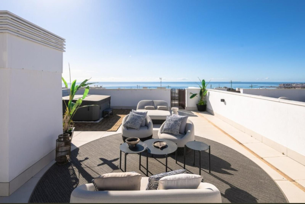 Penthouse te koop in Fuengirola | 2 slaapkamers H5347858