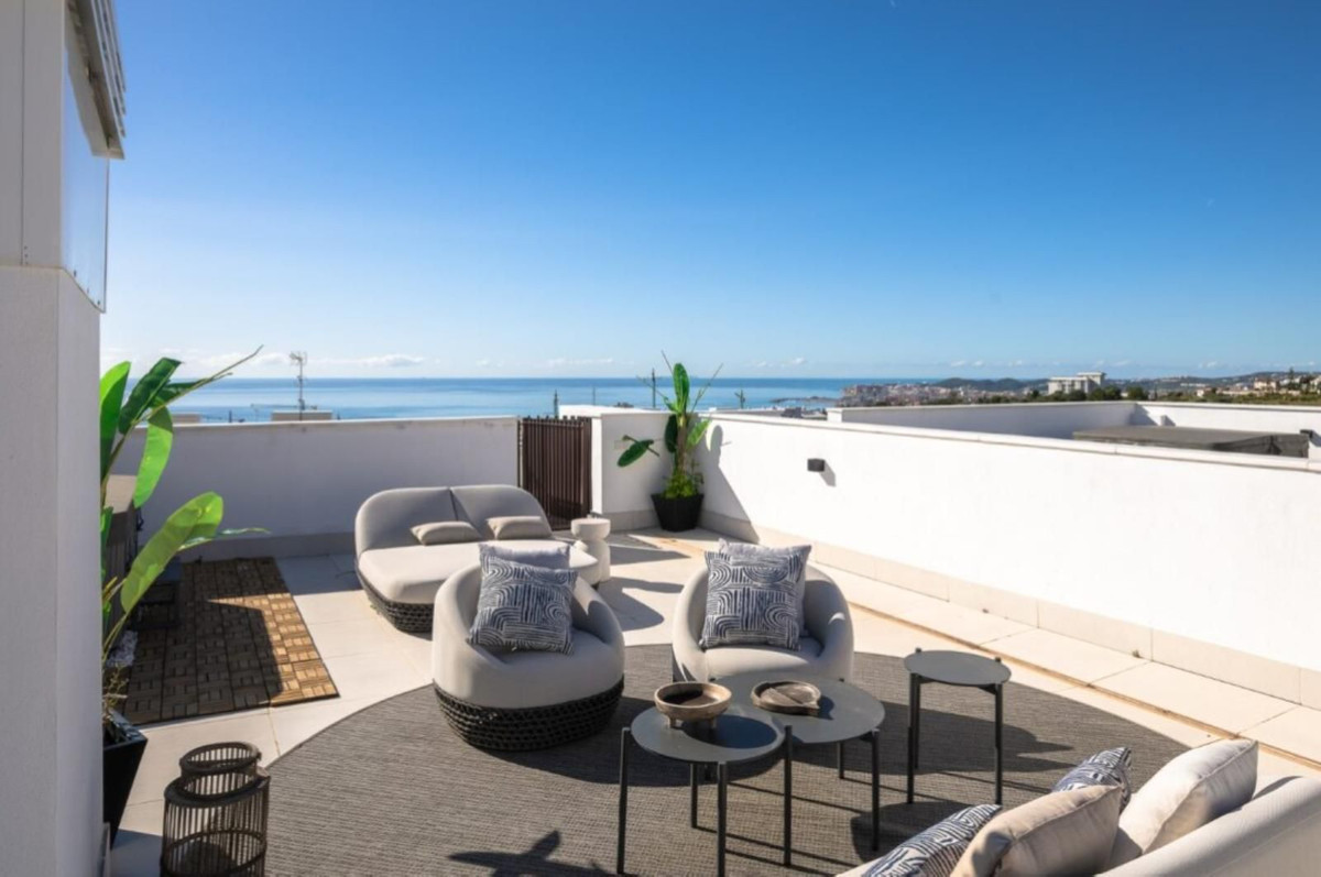 Penthouse te koop in Fuengirola | 2 slaapkamers H5347858