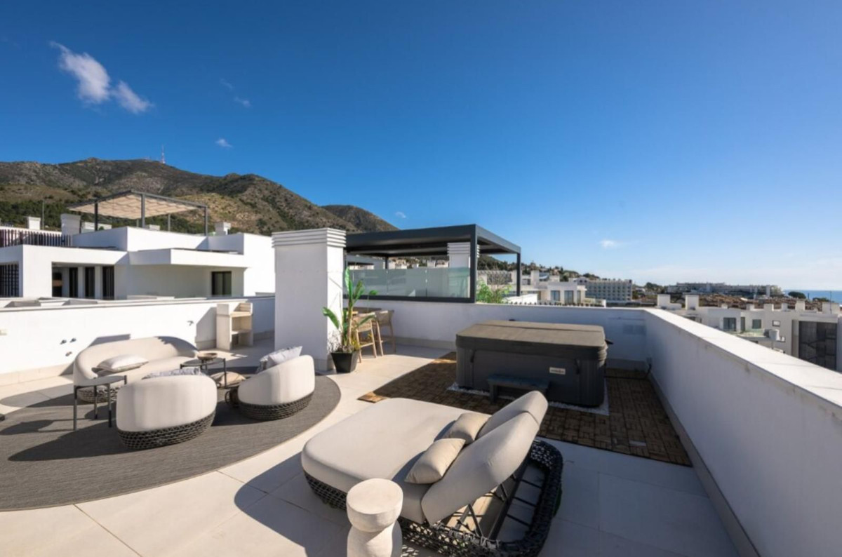 Penthouse te koop in Fuengirola | 2 slaapkamers H5347858