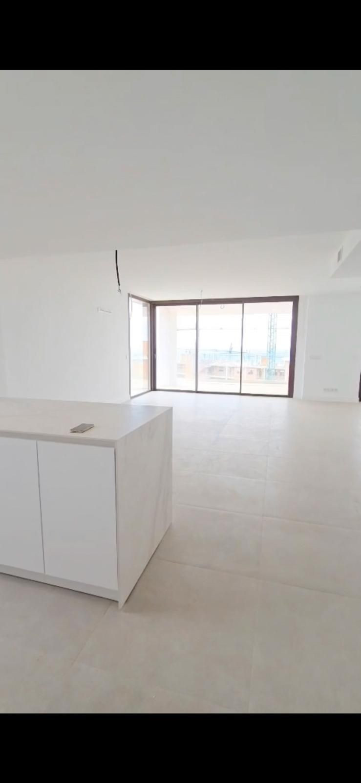 Appartement te koop in Fuengirola | 2 slaapkamers H5347891