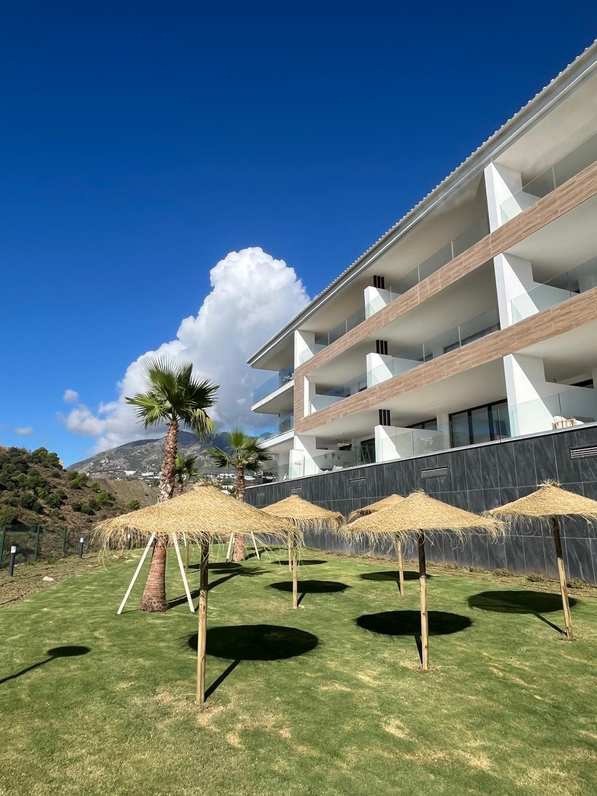 Appartement te koop in Fuengirola | 2 slaapkamers H5347891