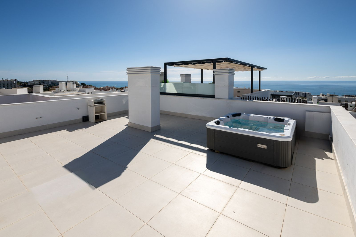 Penthouse te koop in Fuengirola | 2 slaapkamers H5347894