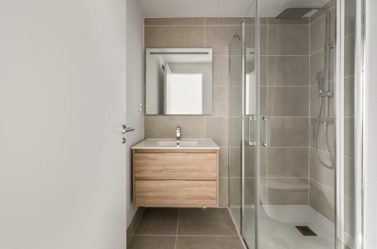 Appartement te koop in Fuengirola | 2 slaapkamers H5347933