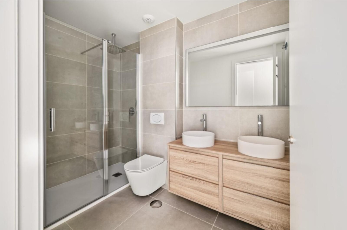 Appartement te koop in Fuengirola | 2 slaapkamers H5347933