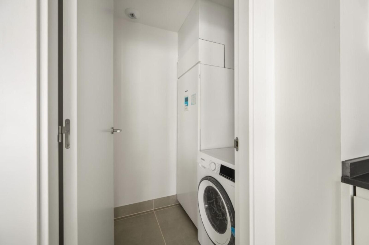 Appartement te koop in Fuengirola | 2 slaapkamers H5347933