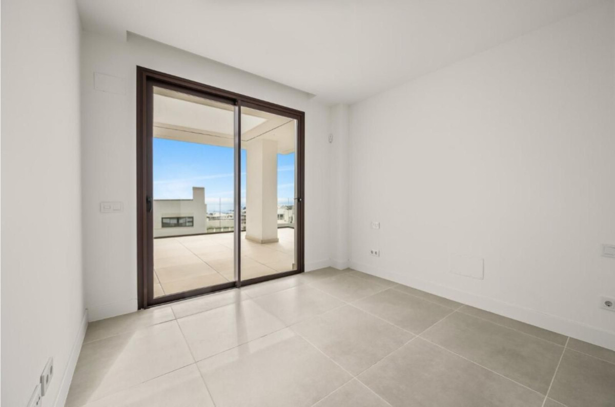 Appartement te koop in Fuengirola | 2 slaapkamers H5347933