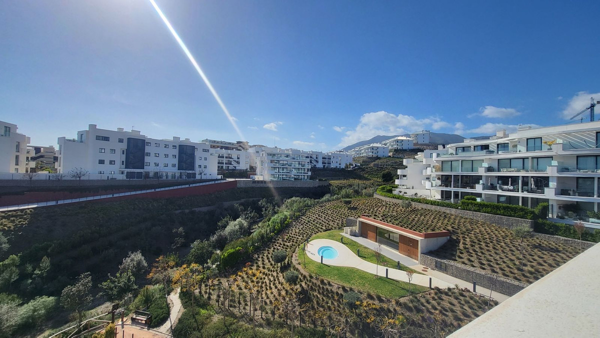 Penthouse te koop in Fuengirola | 3 slaapkamers H5350555