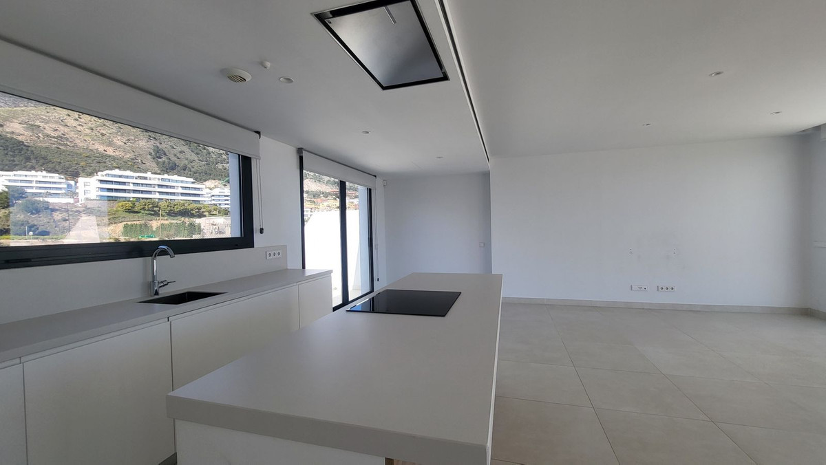 Penthouse te koop in Fuengirola | 3 slaapkamers H5350555